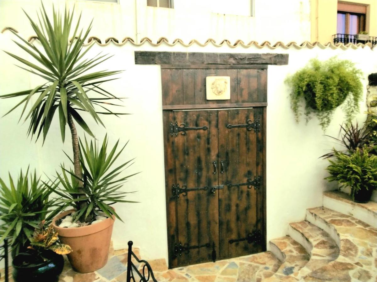 Bed and Breakfast Casa Blanca Castell De Castells Экстерьер фото